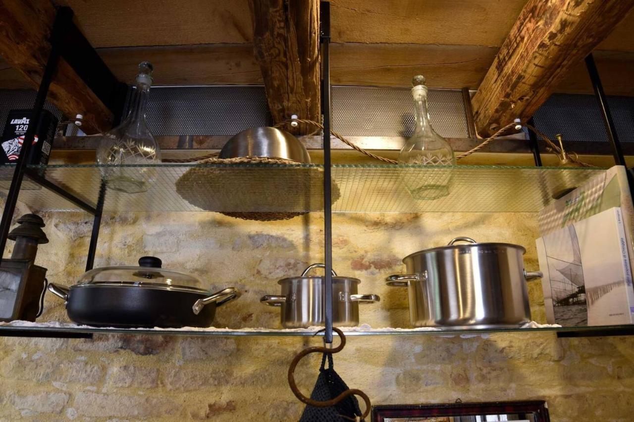 Dimora 421 Apartsuite Чоджия Екстериор снимка