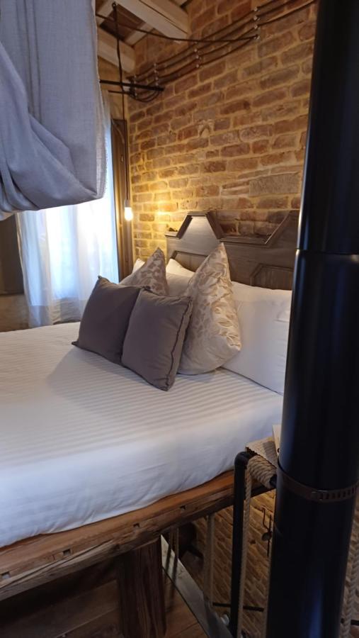 Dimora 421 Apartsuite Чоджия Екстериор снимка